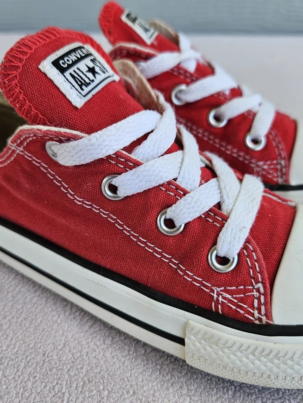 Converse CTAS Low Top Canvas Sneakers Toddler SZ 10 Red White Laces